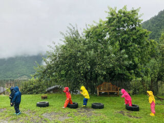 jardin pneu pluie